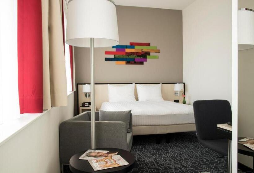 Family Room, Park Inn By Radisson Amsterdam Airport Schiphol