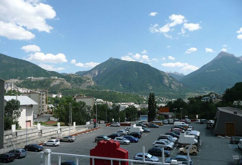 Classic Room, Suitehome Serrechevalier  Briancon