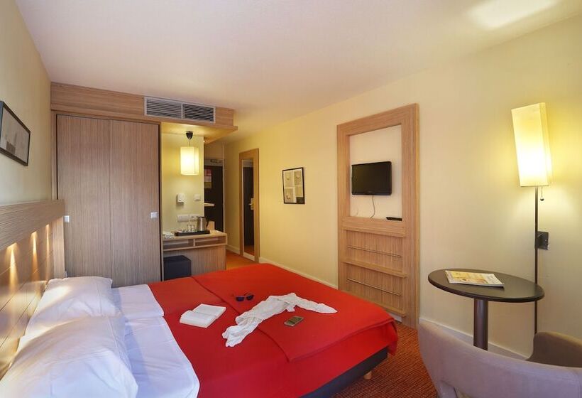 Классический Номер, Suite Home Briancon Serre Chevalier