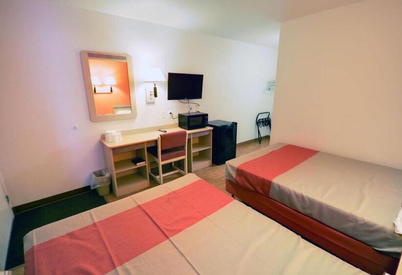 اتاق استاندارد چهار تخته, Motel 6alamogordo, Nm