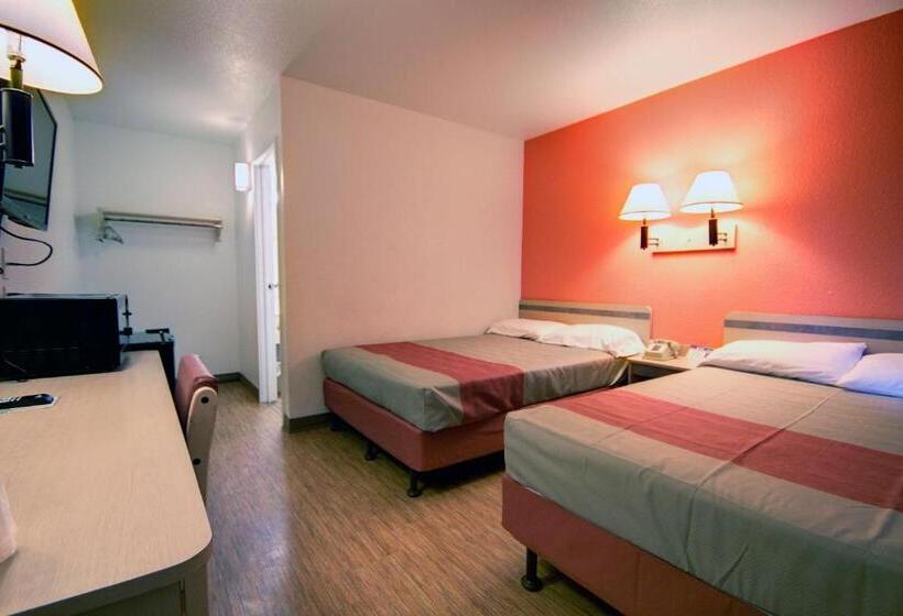 اتاق استاندارد چهار تخته, Motel 6alamogordo, Nm