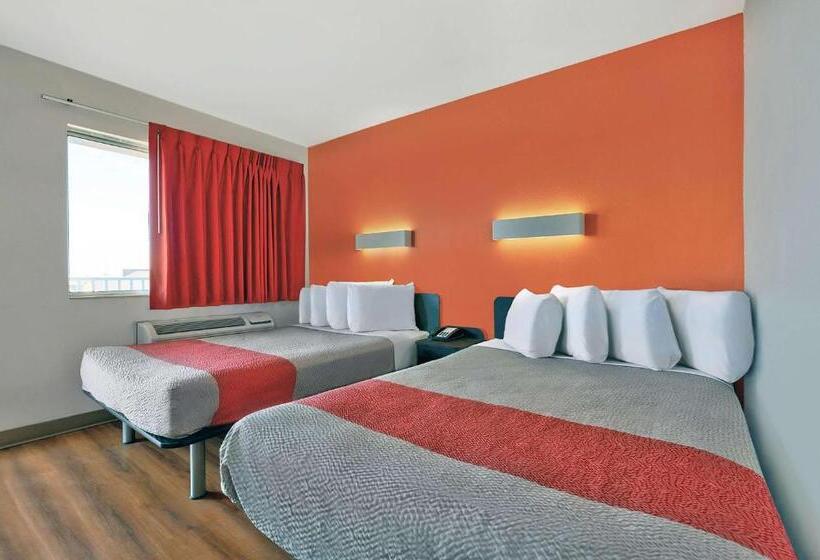 اتاق لوکس چهار تخته, Motel 6alamogordo, Nm