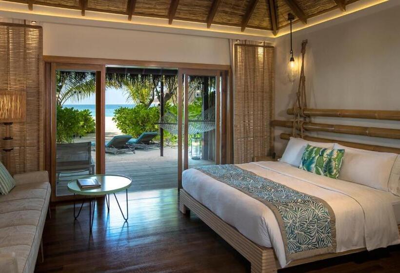 1 Bedroom Villa, Constance Moofushi  All Inclusive