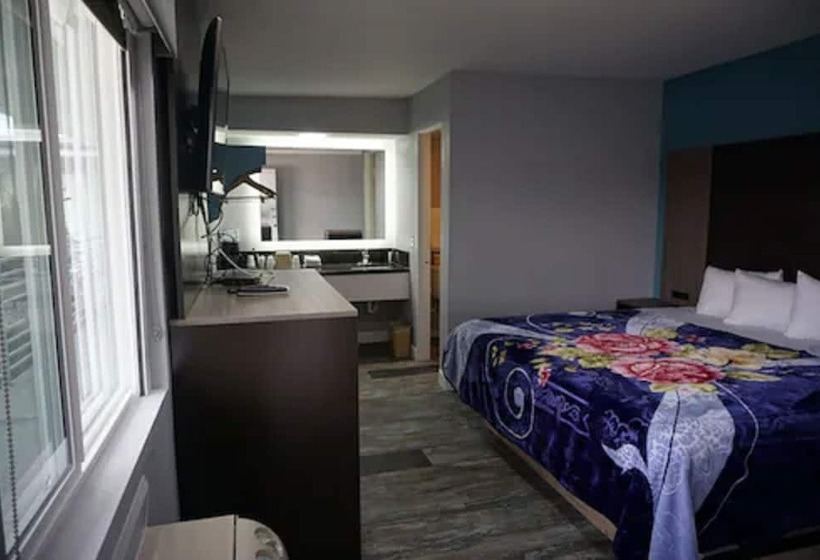 Classic Room Double Bed, Thunderbird Motel