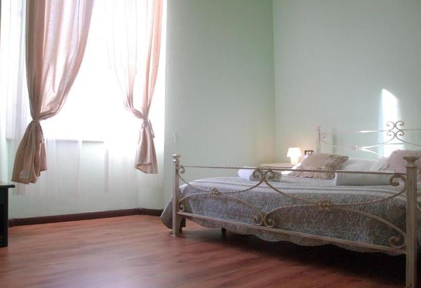 Quarto Triplo Standart, Ridolfi Guest House