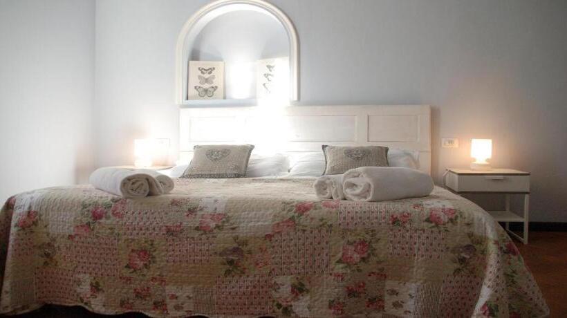 اتاق استاندارد سه نفره, Ridolfi Guest House
