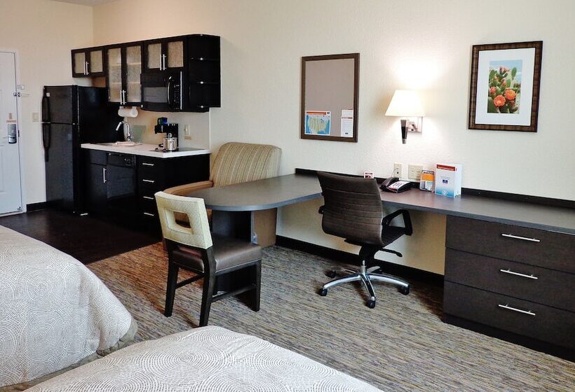 استودیوی استاندارد, Candlewood Suites Odessa, An Ihg