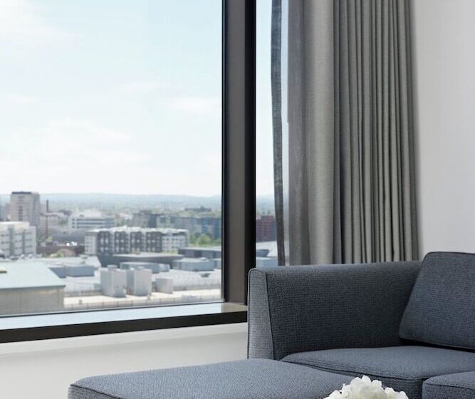 سوئیت برای معلولان, Four Seasons Hotel Denver