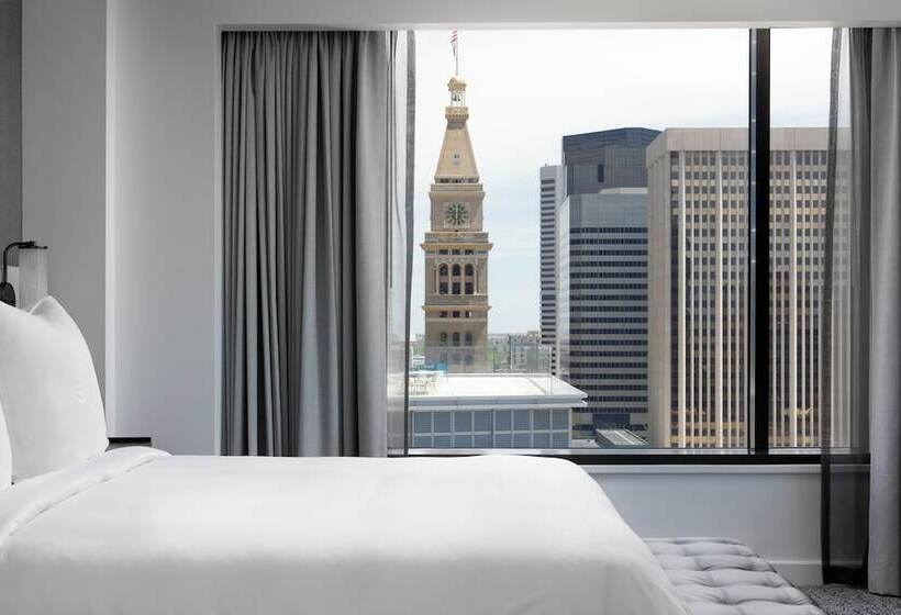 سوئیت برای معلولان, Four Seasons Hotel Denver