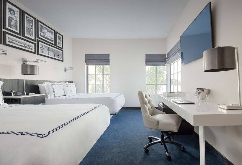 اتاق استاندارد با 2 تخت دوبل, Gale South Beach, Curio Collection By Hilton