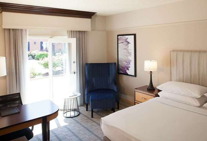 اتاق استاندارد با تخت بزرگ, Gale South Beach, Curio Collection By Hilton