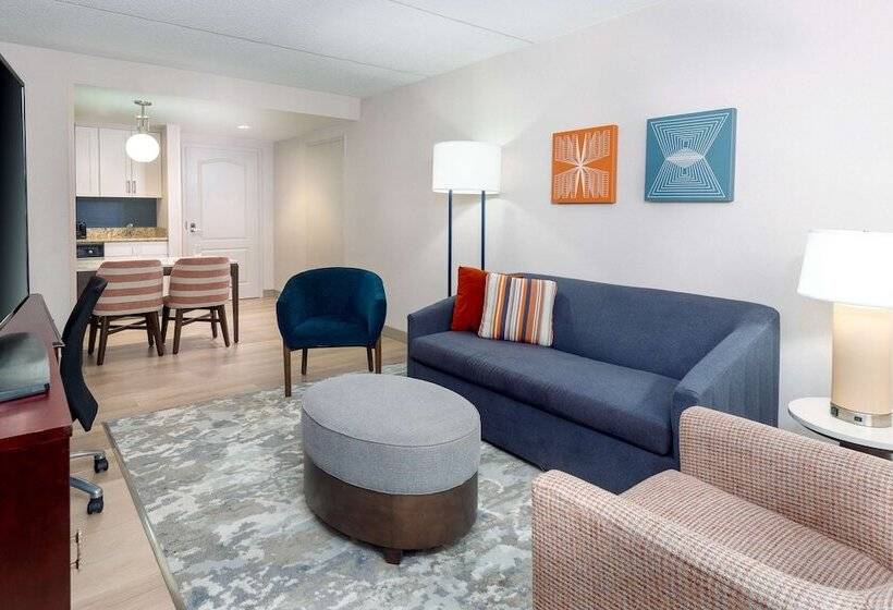 Suite, Homewood Suites By Hilton Boston / Canton