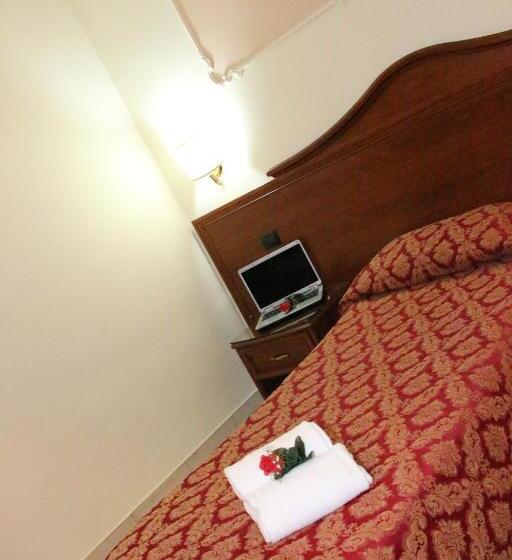 Standard Single Room, Mirage