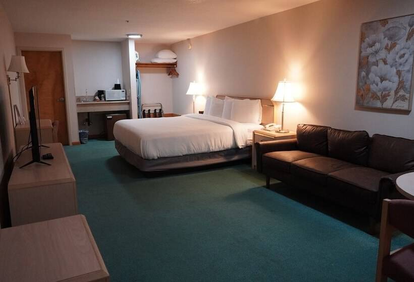 اتاق لوکس با وان آب گرم, Timberland Inn & Suites