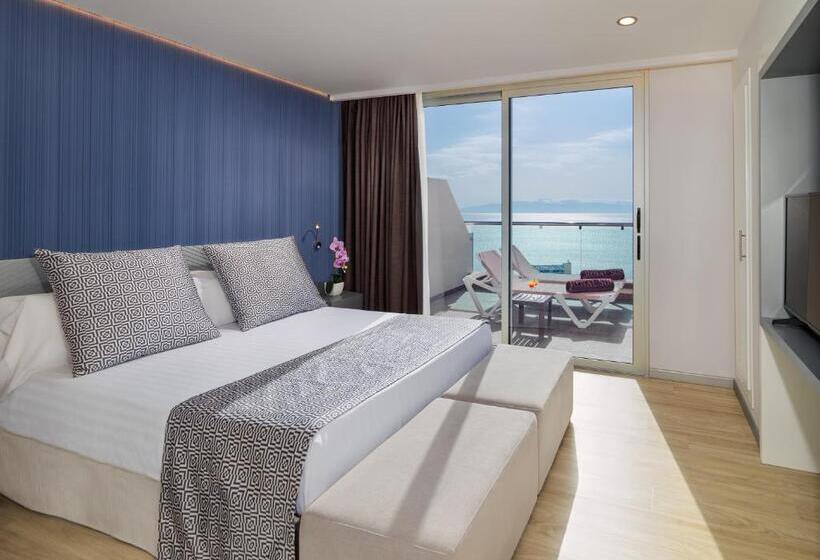 2 Bedroom Deluxe Apartment Sea View, Royal Sun Resort