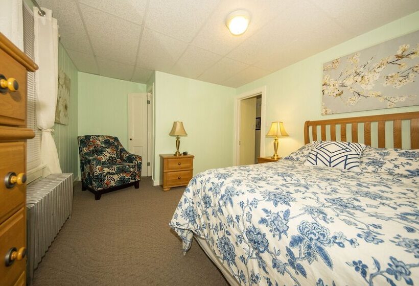 1 Bedroom Apartment, Simmons Motel And Suites