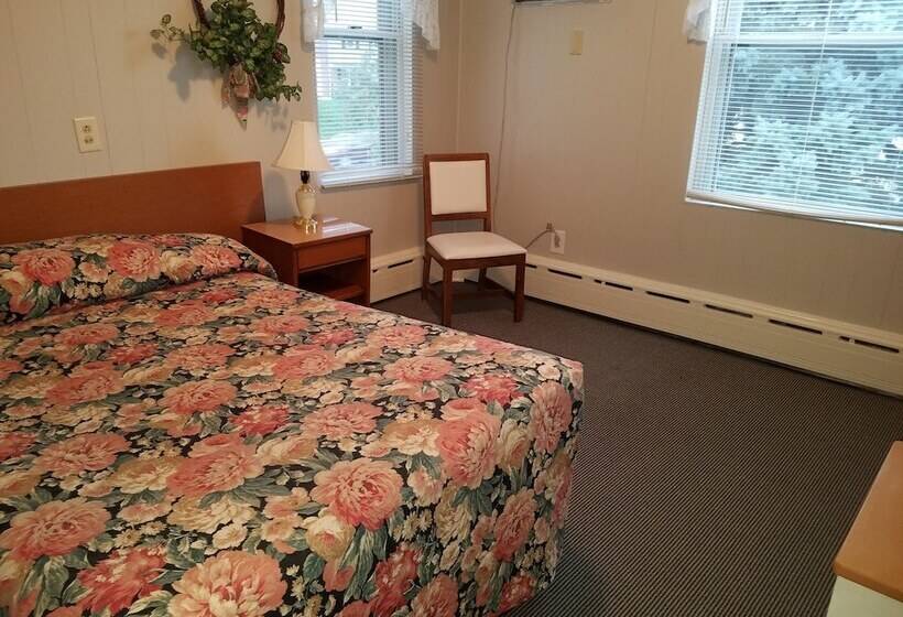 1 Bedroom Apartment, Simmons Motel And Suites