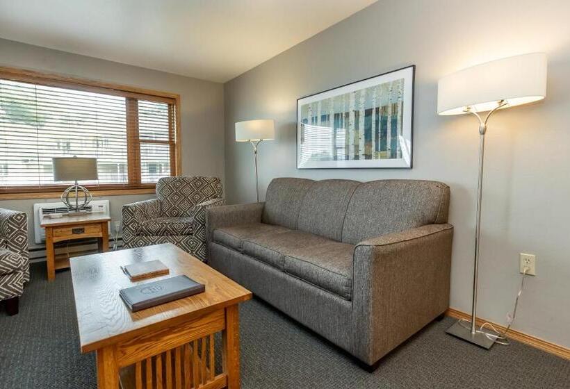 سوئیت پریمیوم 2 خوابه, Westwood Shores Waterfront Resort