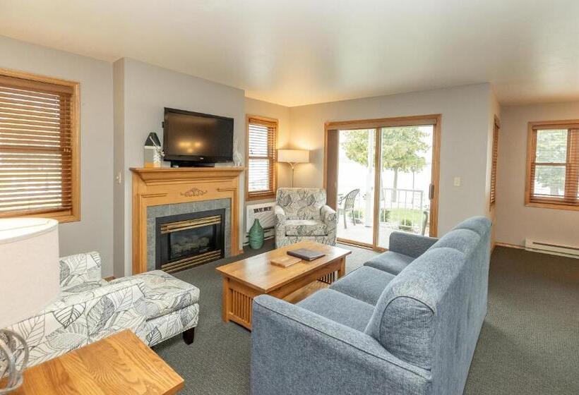 سوئیت 2 خوابه, Westwood Shores Waterfront Resort