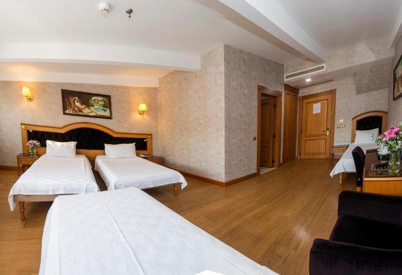 اتاق استاندارد سه نفره, Aprilis Hotel   Special Category