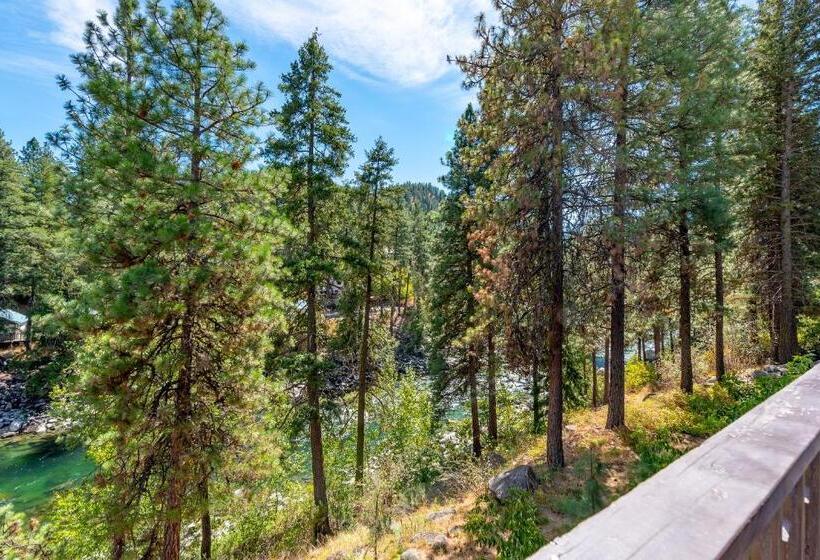 اتاق استاندارد با چشم‌انداز رودخانه, Alpine Rivers Inn