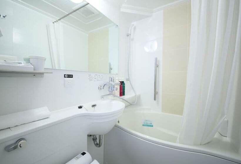 اتاق استاندارد یک نفره, Apa Hotel Shimbashi Onarimon