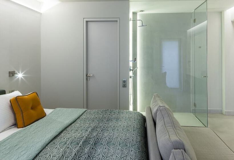 اتاق استاندارد سه نفره, Coco Mat Hotel Nafsika