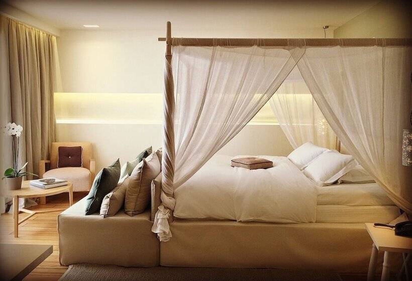 سوییت, Coco Mat Hotel Nafsika