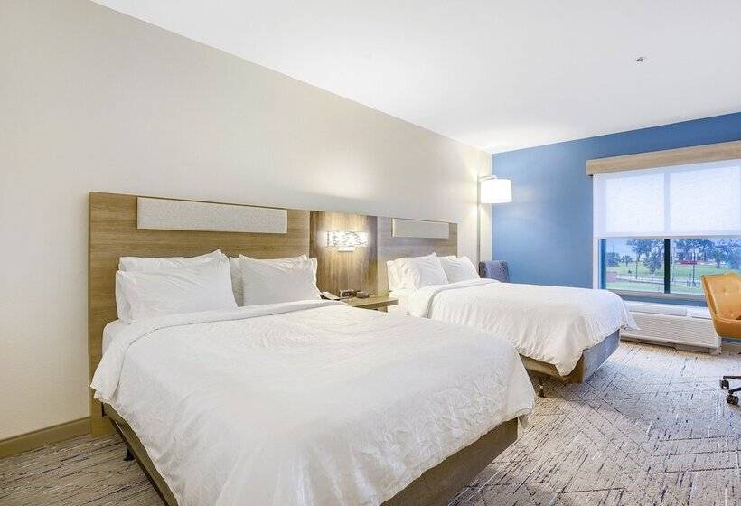 اتاق استاندارد با 2 تخت دوبل, Holiday Inn Express Gulfport Beach