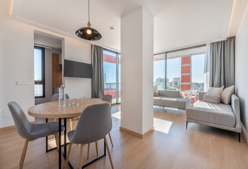 آپارتمان سوپریور 2 خوابه, Kyrat Amarac Suites