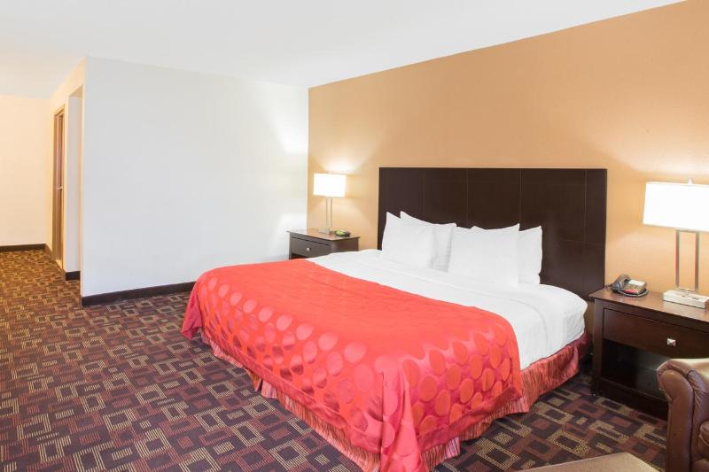 اتاق استاندارد با تخت بزرگ, Ramada By Wyndham Tulsa