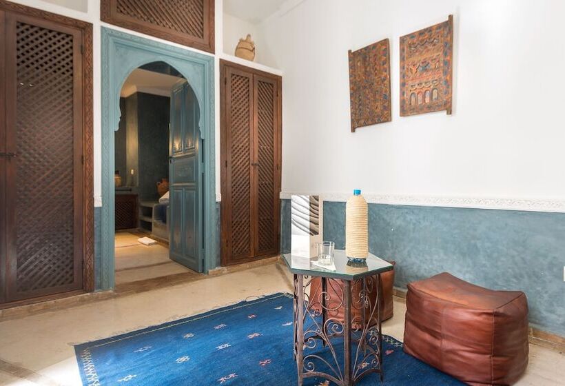 Camera Deluxe, Riad L'orange Bleue