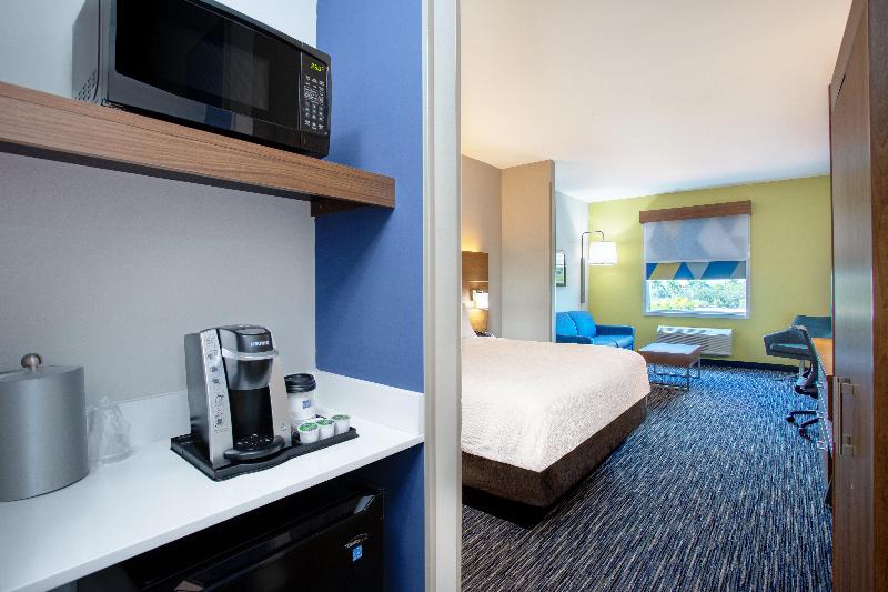 سوئیت با تخت بزرگ, Holiday Inn Express & Suites   Miramar, An Ihg
