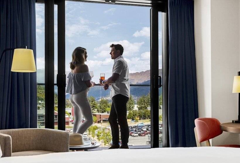 اتاق استاندارد با بالکن, Holiday Inn Queenstown Remarkables Park