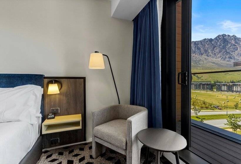 اتاق استاندارد با بالکن, Holiday Inn Queenstown Remarkables Park