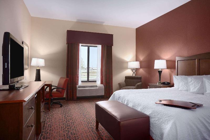 Quarto Estandar Cama King, Hampton Inn & Suites Williston