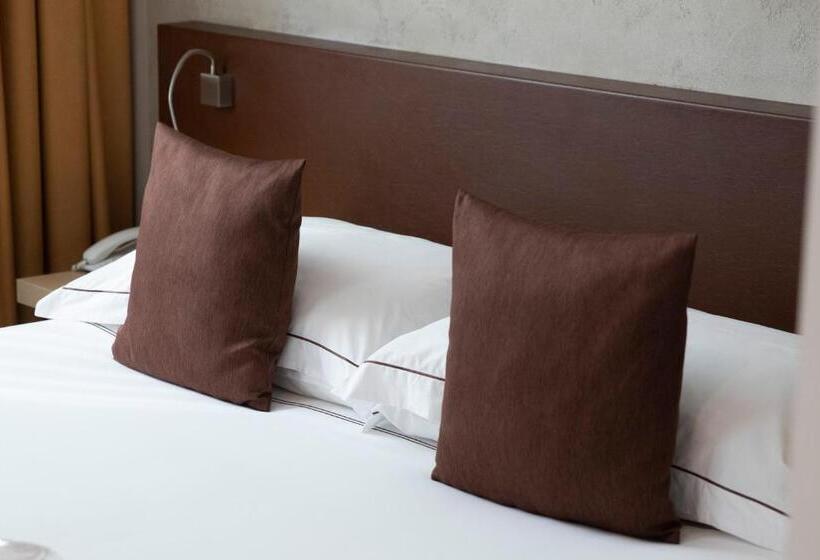 اتاق استاندارد یک نفره, Airporthotel Verona Congress & Relax