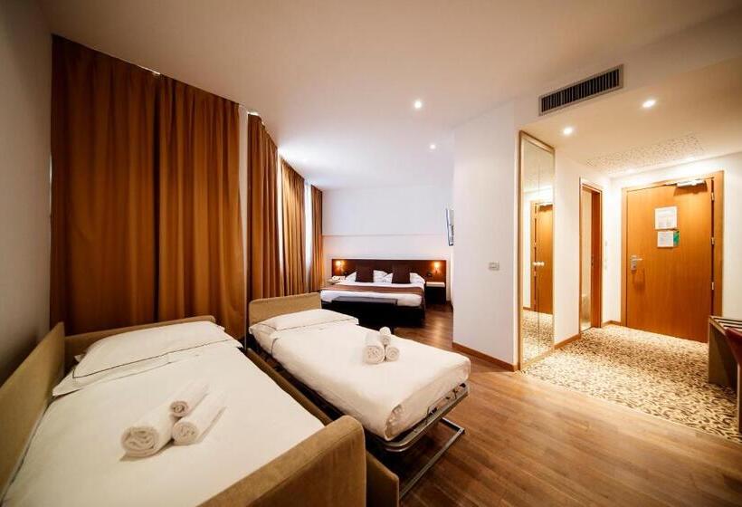 اتاق استاندارد چهار تخته, Airporthotel Verona Congress & Relax