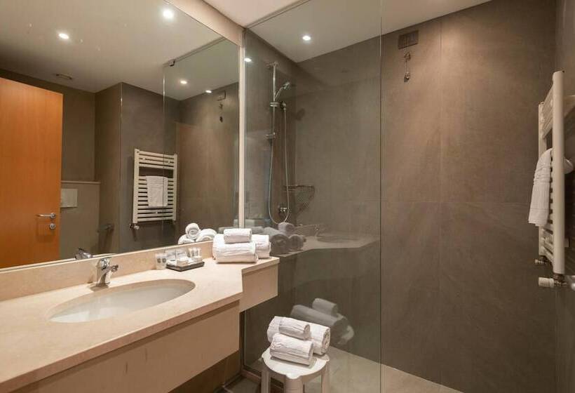 اتاق استاندارد سه نفره, Airporthotel Verona Congress & Relax