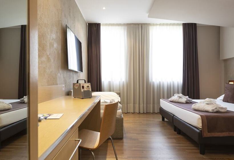 اتاق سوپریور سه تخته, Airporthotel Verona Congress & Relax