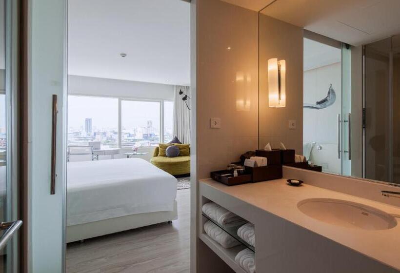 اتاق سوپریور, Centara Watergate Pavilion Hotel Bangkok
