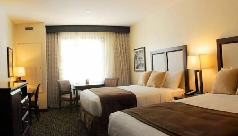 اتاق استاندارد با 2 تخت دوبل, Holiday Inn Resort Deadwood Mountain Grand, An Ihg