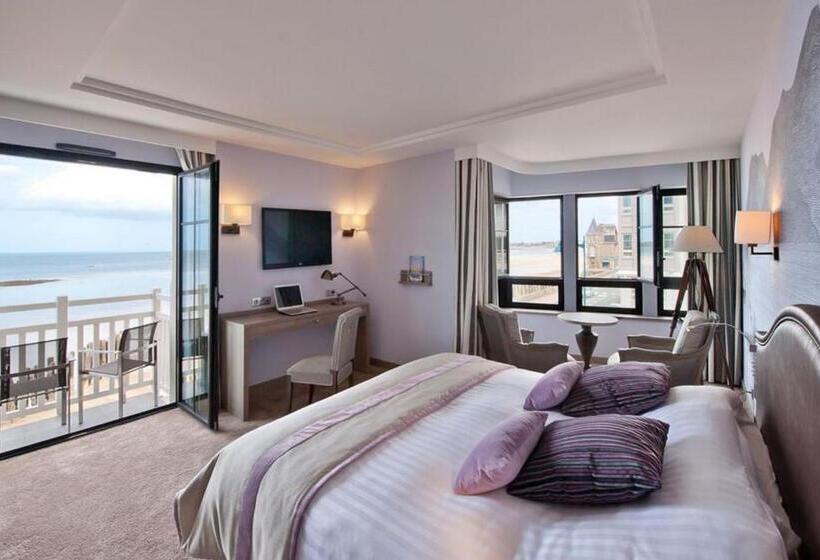 Premium Room Sea View, Le Nouveau Monde