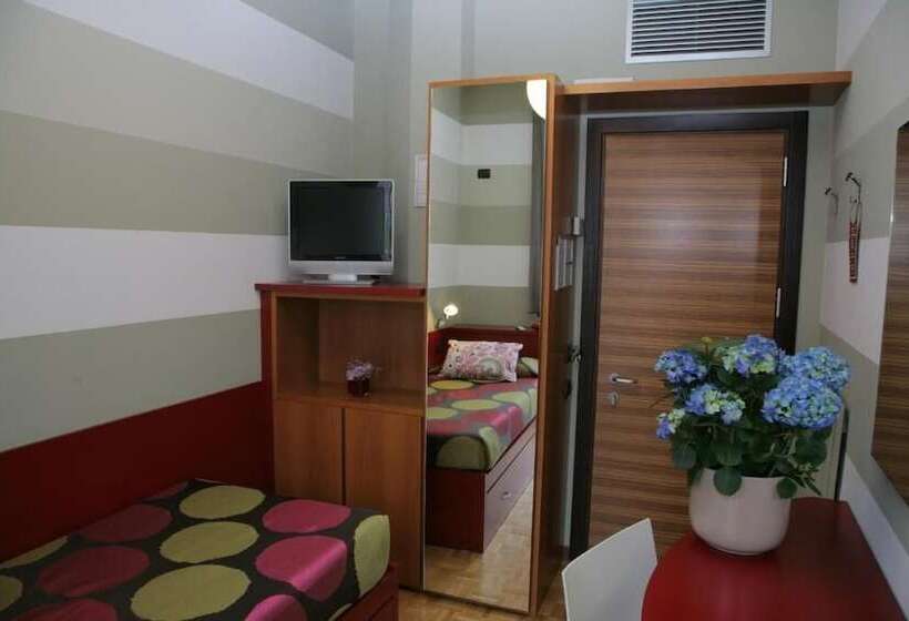 اتاق استاندارد یک نفره, Park Hotel Meublé