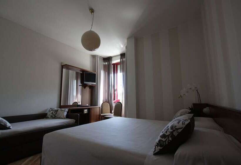 اتاق استاندارد سه نفره, Park Hotel Meublé