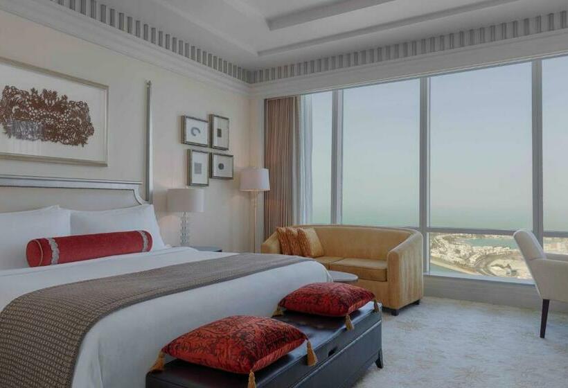 Büyük Çift Kişilik Yataklı Lüks Oda, The St. Regis Abu Dhabi