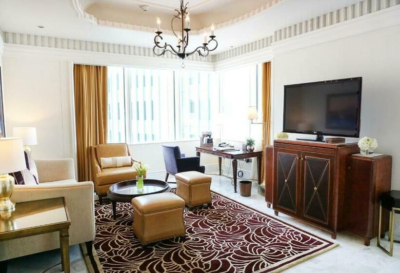 Suite Cama King, The St. Regis Abu Dhabi