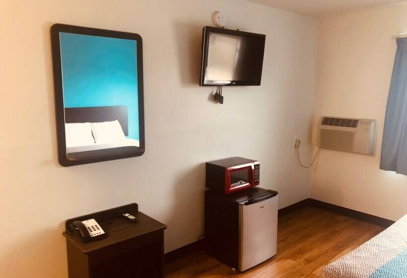 اتاق استاندارد یک نفره, Troyinn&suites