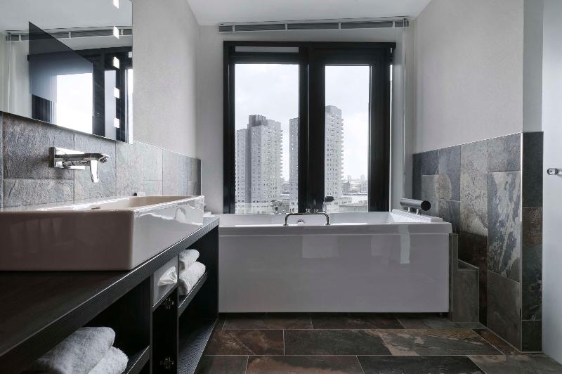 スタンダードトリプルルーム, Mainport Hotel Rotterdam, A Hilton Affiliate