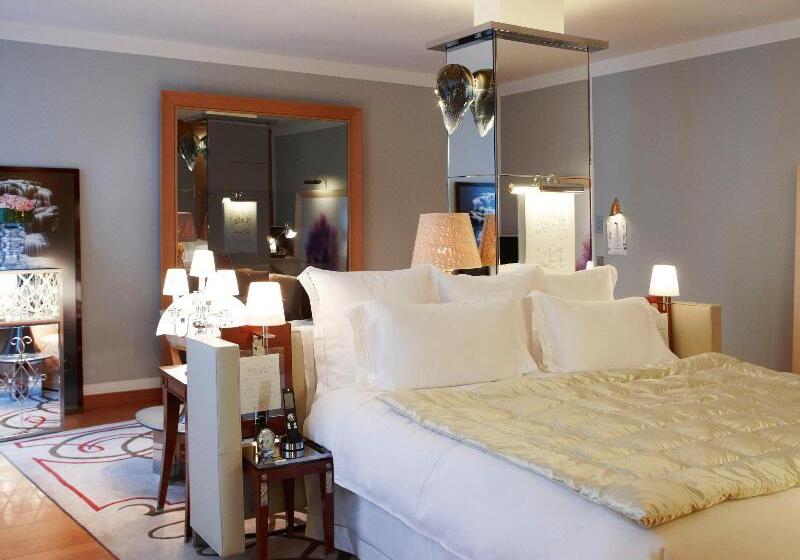 スタンダードルーム, Mainport Hotel Rotterdam, A Hilton Affiliate